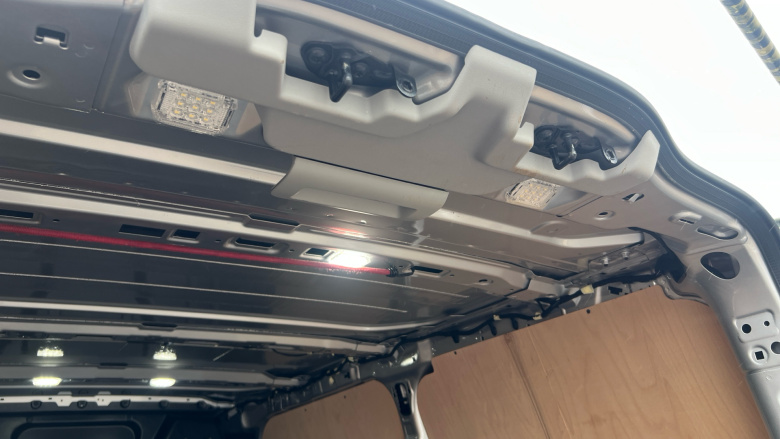 Ford Transit Custom 300 L1 Diesel Fwd 2.0 EcoBlue 136ps H1 Van Limited Auto